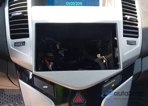 2016 Chevrolet Cruze Limited 1Lt Auto z USA, uszkodzony, nr VIN 1G1PE5SBXG7107711